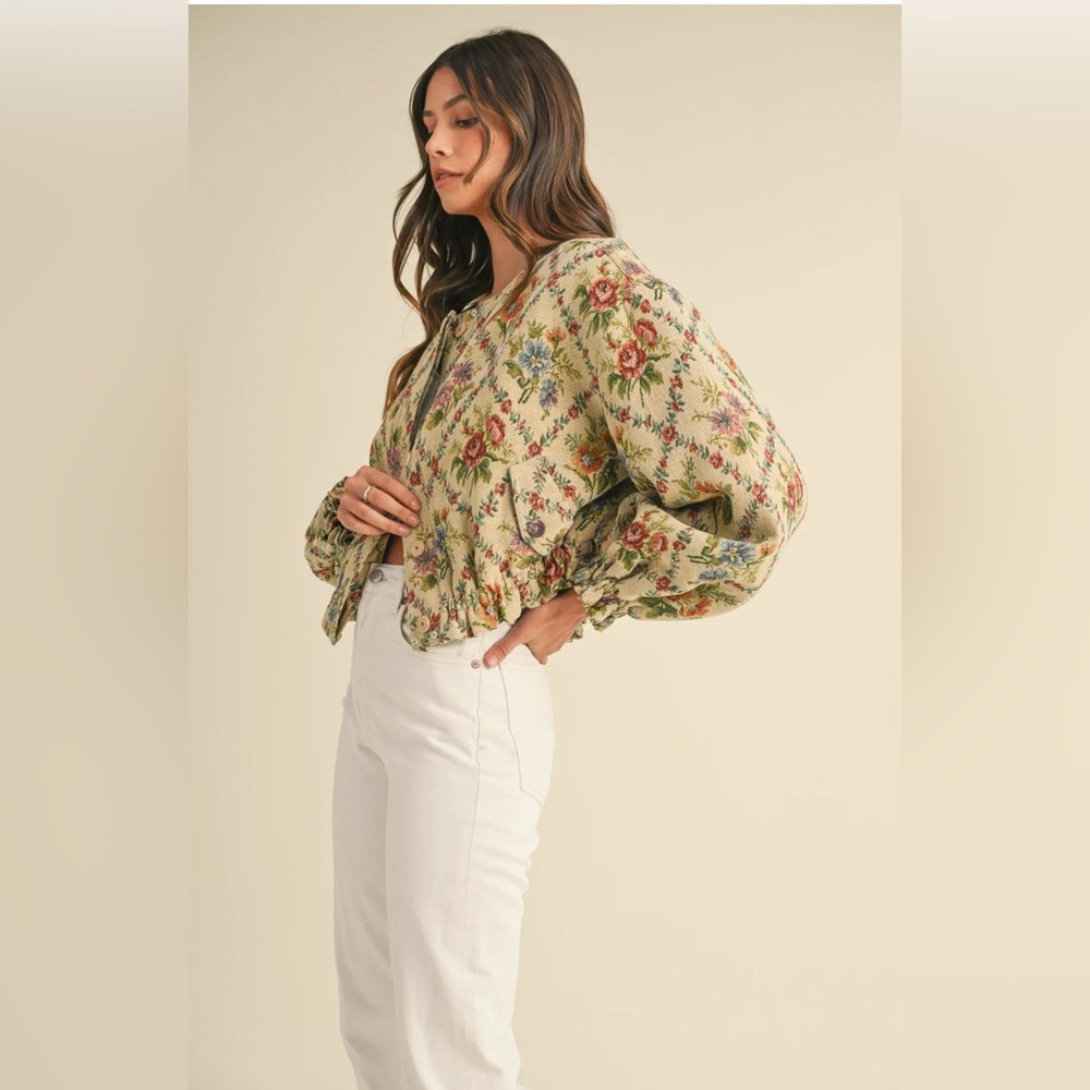 Mabel Floral Fabric Quilted bomber Jacket Size Large - Picture 6 of 11